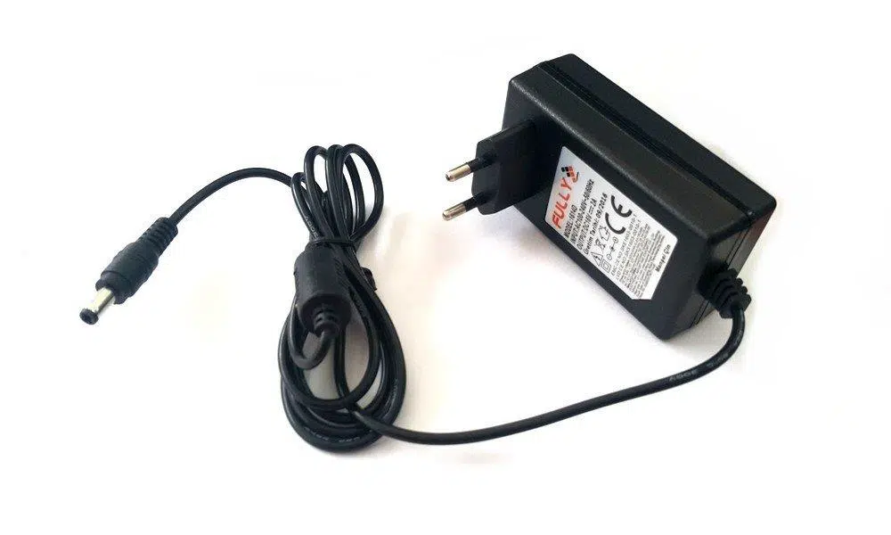 FULLY 16Volt 2Amper MultiSwitch Adaptör 5.5x2.5 Jak Fişli
